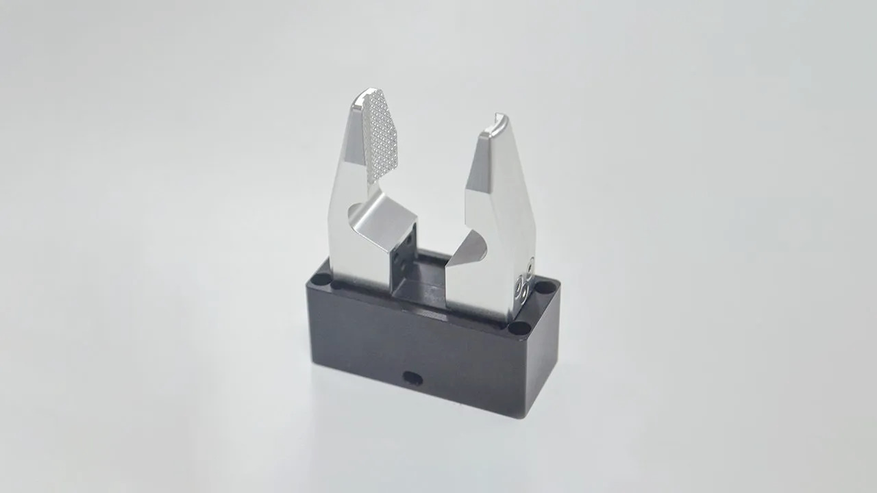 CNC обрабатывая часть